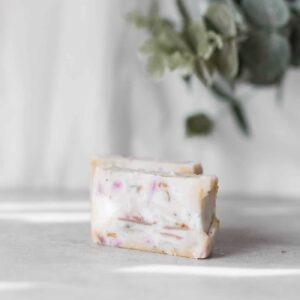 🌸 BloomLuxe™ Rose Petal Artisan Soap